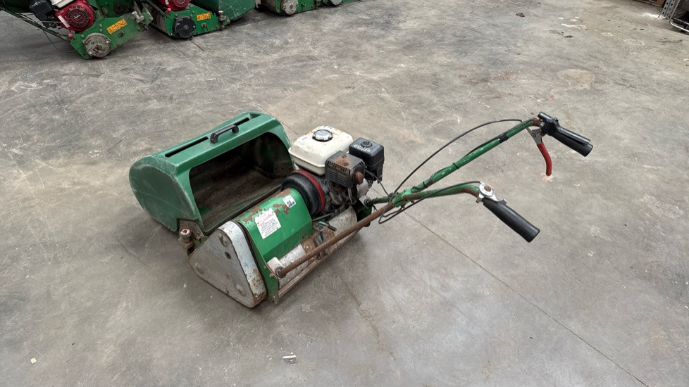 DENNIS FT510 PEDESTRIAN CYLINDER MOWER WITH 5K UNIT AND GRASS BOX - Градежна опрема: слика 4 DENNIS FT510 PEDESTRIAN CYLINDER MOWER WITH 5K UNIT AND GRASS BOX - Градежна опрема: слика 4