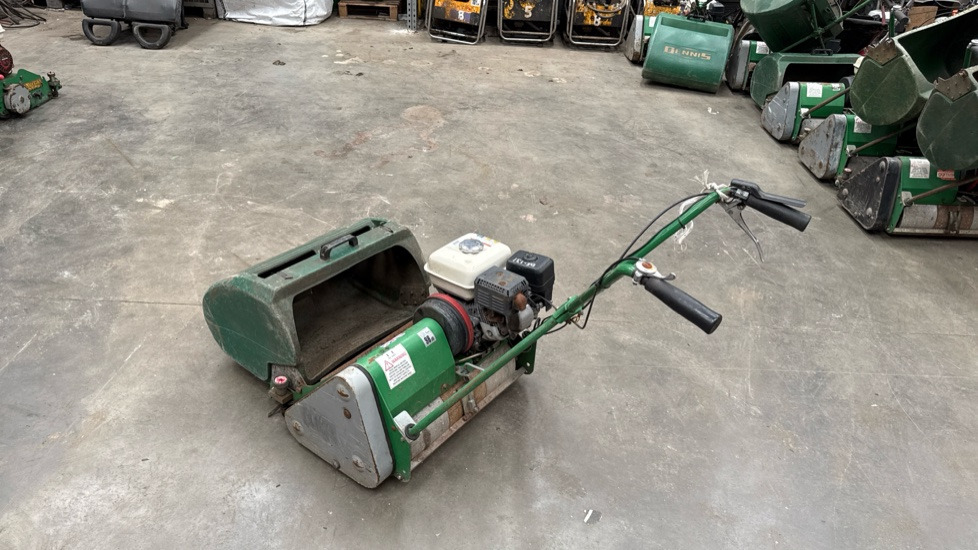 DENNIS FT510 PEDESTRIAN CYLINDER MOWER WITH 5K UNIT AND GRASS BOX - Градежна опрема: слика 4 DENNIS FT510 PEDESTRIAN CYLINDER MOWER WITH 5K UNIT AND GRASS BOX - Градежна опрема: слика 4