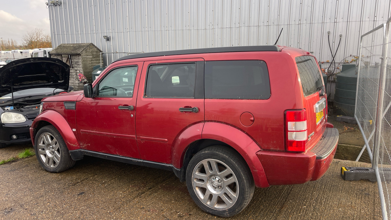 DODGE NITRO SXT - Караван: слика 4 DODGE NITRO SXT - Караван: слика 4