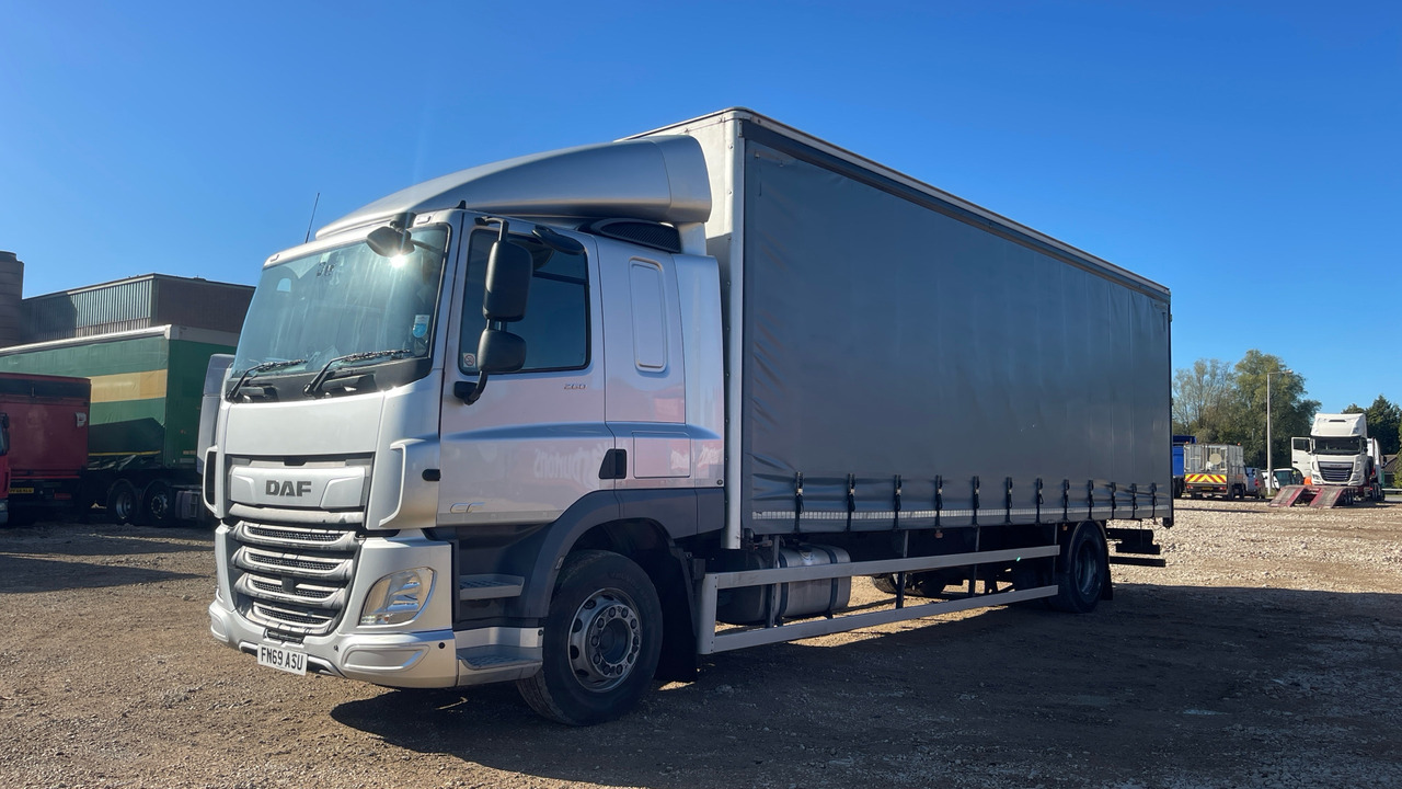 Daf CF 260 - Камион со церада: слика 2 Daf CF 260 - Камион со церада: слика 2