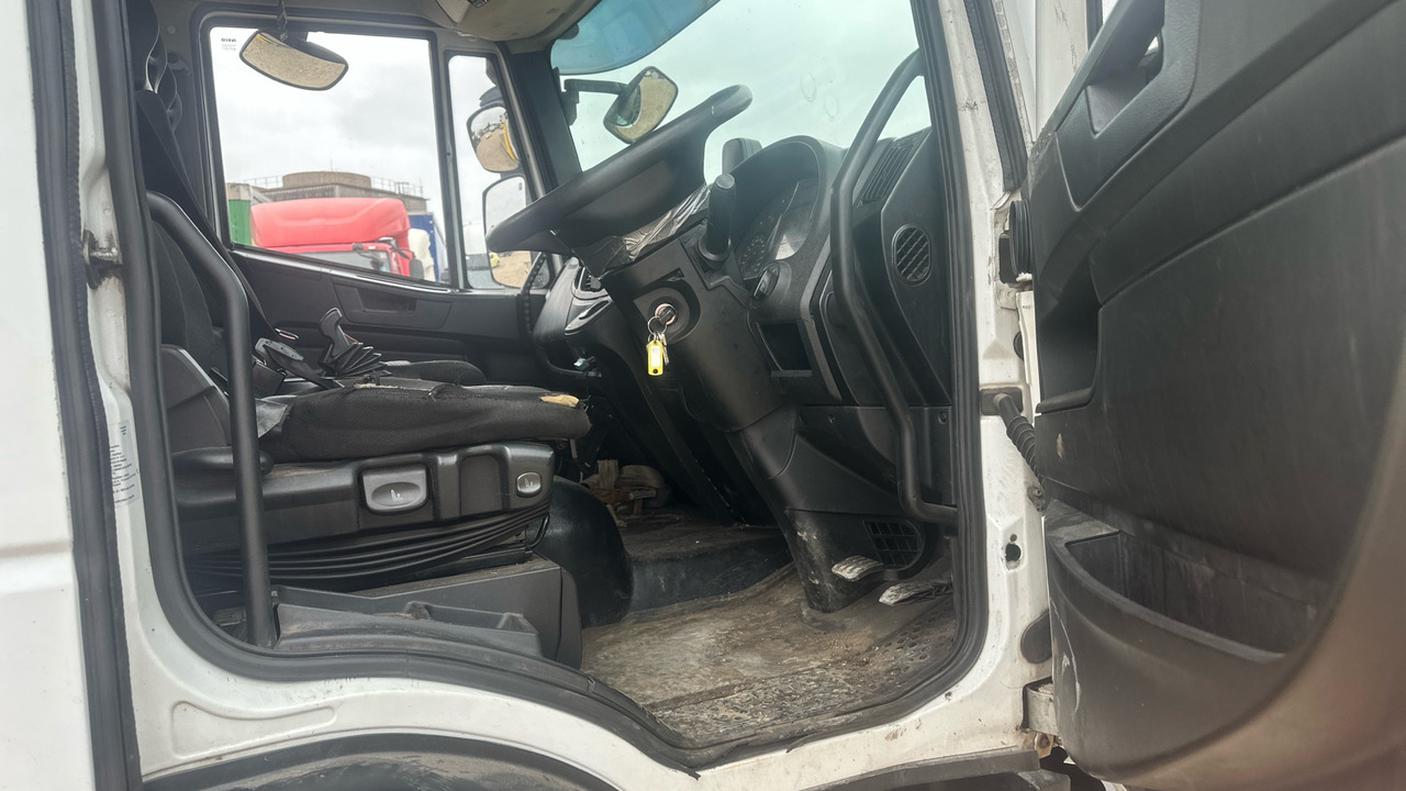 IVECO EUROCARGO 100-190 - Друга машина: слика 5 IVECO EUROCARGO 100-190 - Друга машина: слика 5