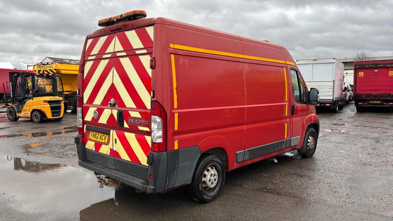 FIAT DUCATO 35 2.3 Multijet 130PS - Товарно комбе: слика 5 FIAT DUCATO 35 2.3 Multijet 130PS - Товарно комбе: слика 5