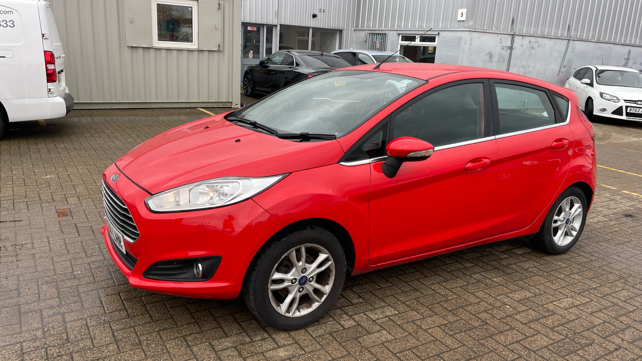 FORD FIESTA 1.0 ECO BOOST - Хечбек: слика 2 FORD FIESTA 1.0 ECO BOOST - Хечбек: слика 2