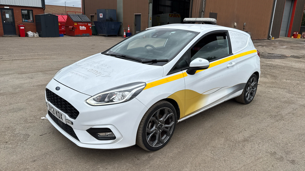 FORD FIESTA 1.0 MHEV Sport - Автомобил: слика 2 FORD FIESTA 1.0 MHEV Sport - Автомобил: слика 2