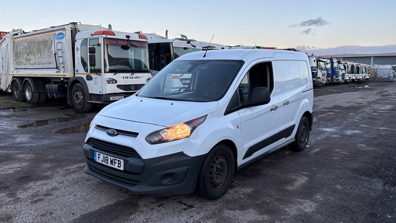 FORD TRANSIT CONNECT 200 1.5 TDCi 75ps - Мало комбе: слика 2 FORD TRANSIT CONNECT 200 1.5 TDCi 75ps - Мало комбе: слика 2