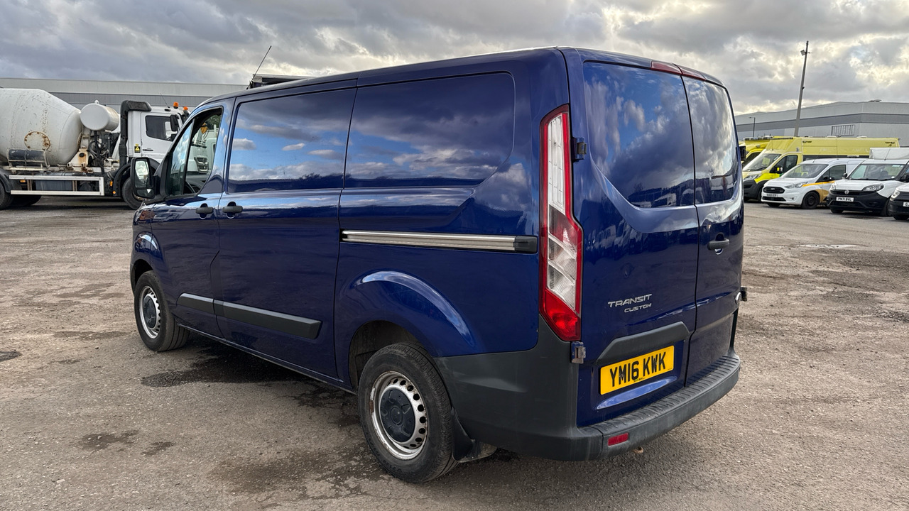 FORD TRANSIT CUSTOM 270 2.2 TDCi 100ps - Мало комбе: слика 3 FORD TRANSIT CUSTOM 270 2.2 TDCi 100ps - Мало комбе: слика 3