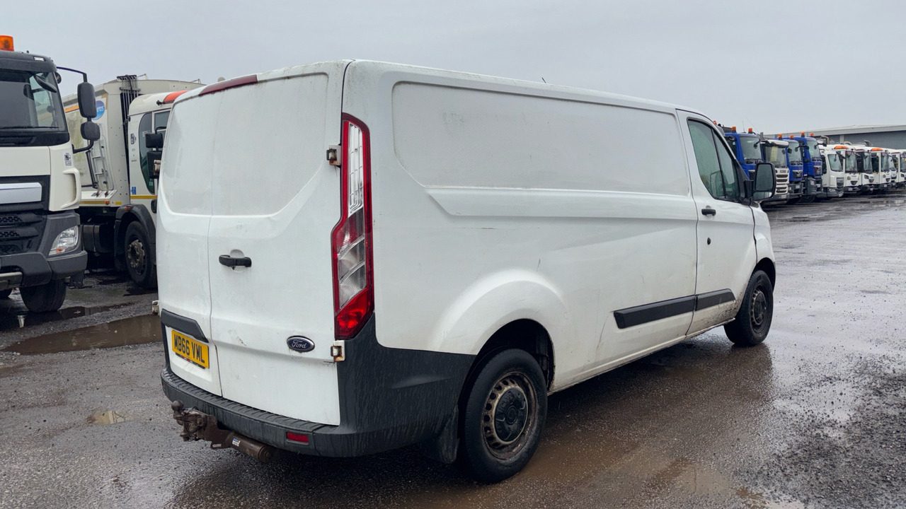 FORD TRANSIT CUSTOM 290 2.0 TDCi 130ps - Мало комбе: слика 4 FORD TRANSIT CUSTOM 290 2.0 TDCi 130ps - Мало комбе: слика 4