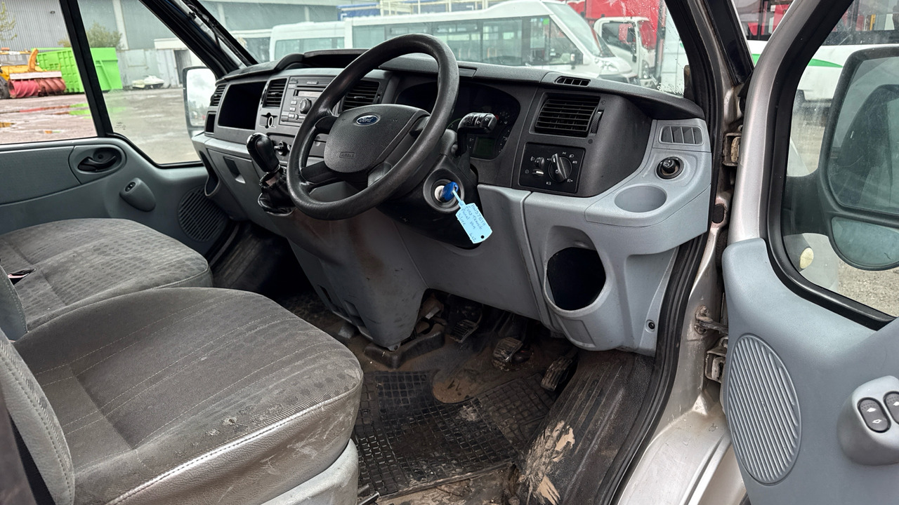 FORD TRANSIT T260 2.2 130PS - Товарно комбе: слика 5 FORD TRANSIT T260 2.2 130PS - Товарно комбе: слика 5