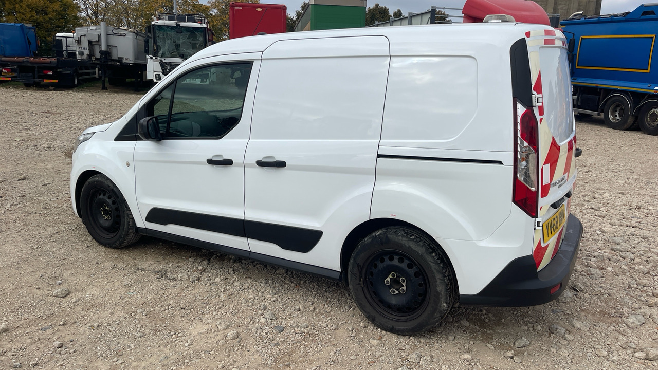 Ford Transit Connect 200 1.5 ECOBLUE 100PS - Мало комбе: слика 3 Ford Transit Connect 200 1.5 ECOBLUE 100PS - Мало комбе: слика 3