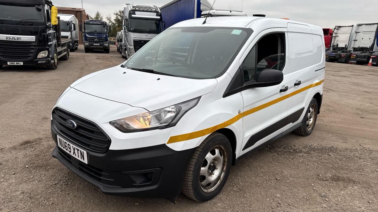 Ford Transit Connect 200 1.5 EcoBlue 75ps - Мало комбе: слика 2 Ford Transit Connect 200 1.5 EcoBlue 75ps - Мало комбе: слика 2