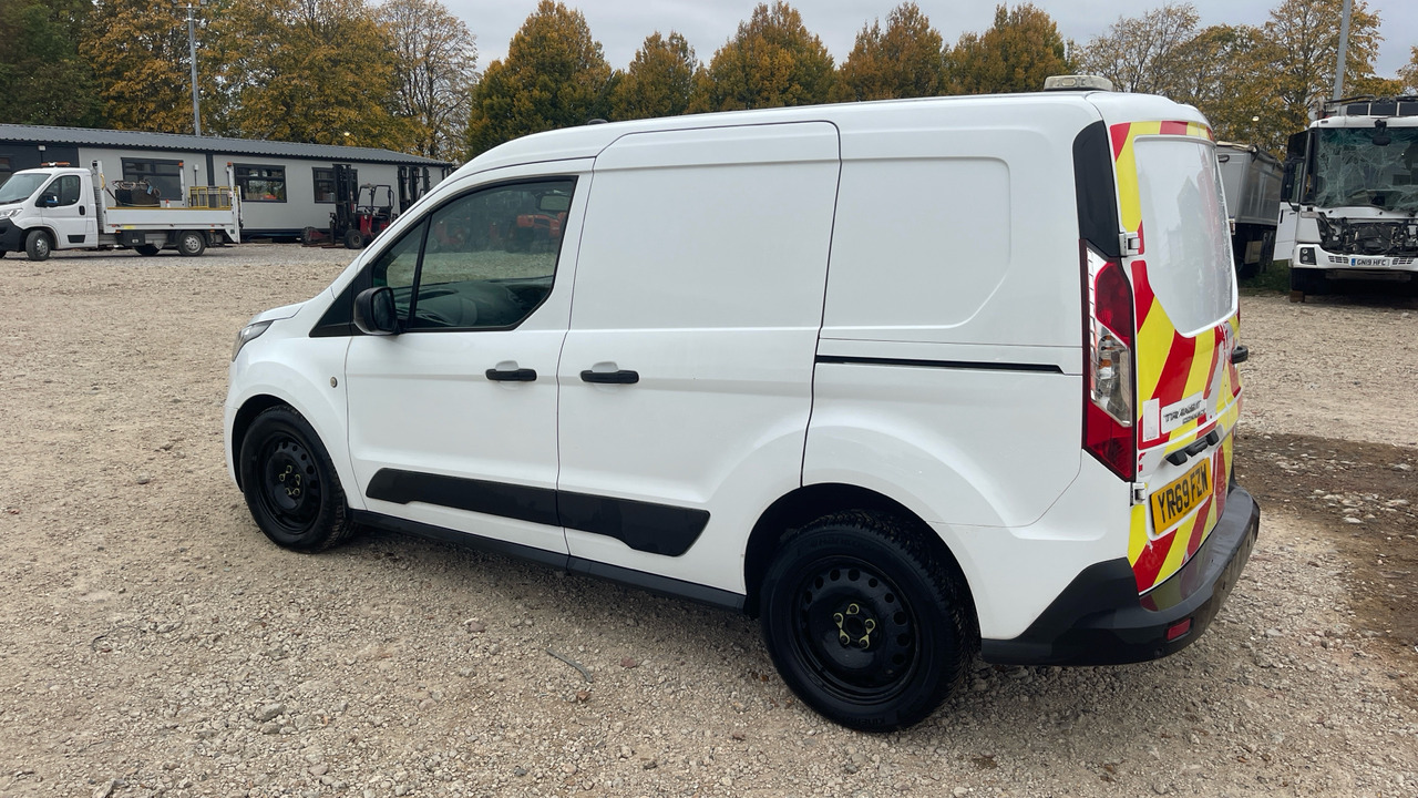 Ford Transit Connect 220 1.5 ECOBLUE 100PS - Мало комбе: слика 3 Ford Transit Connect 220 1.5 ECOBLUE 100PS - Мало комбе: слика 3