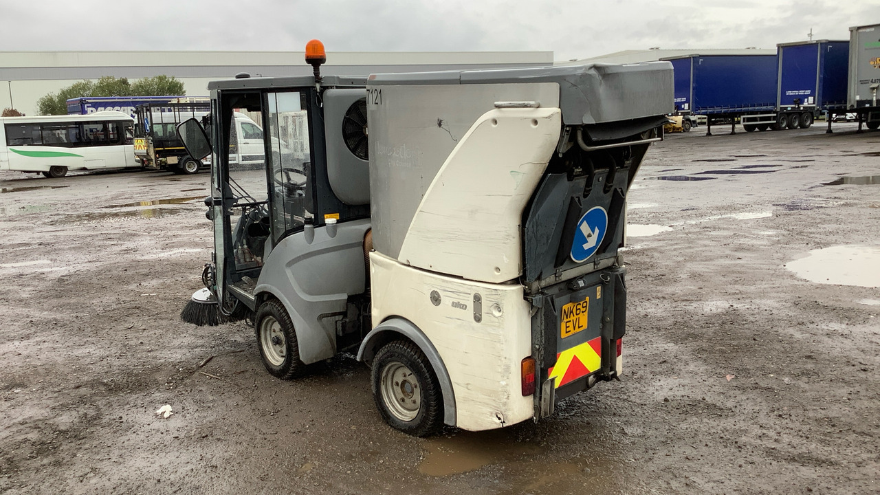HAKO CITYMASTER 600 - Возило за метење: слика 4 HAKO CITYMASTER 600 - Возило за метење: слика 4
