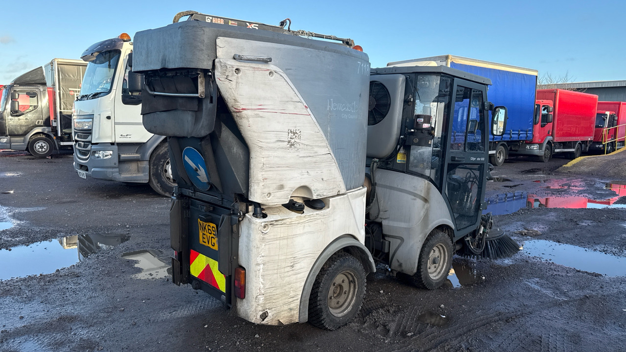 HAKO CITYMASTER 600 - Возило за метење: слика 4 HAKO CITYMASTER 600 - Возило за метење: слика 4