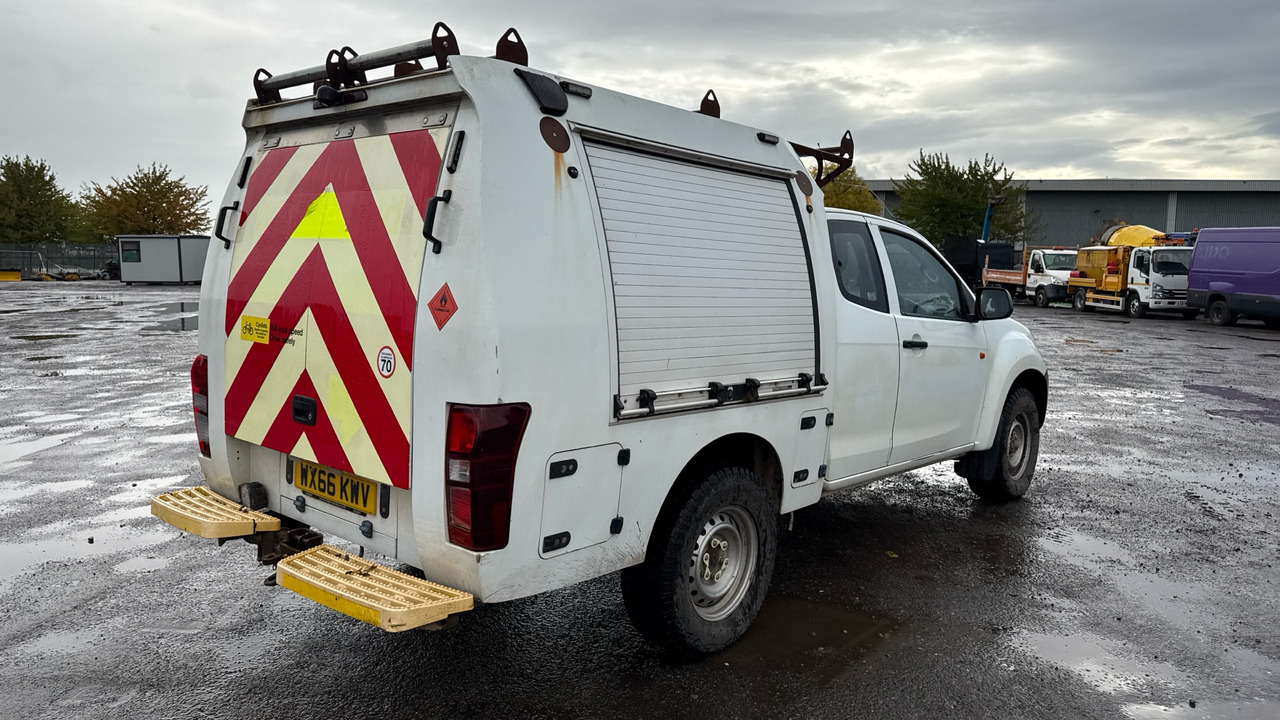 Isuzu D-Max 2.5 TD - Пикап: слика 4 Isuzu D-Max 2.5 TD - Пикап: слика 4