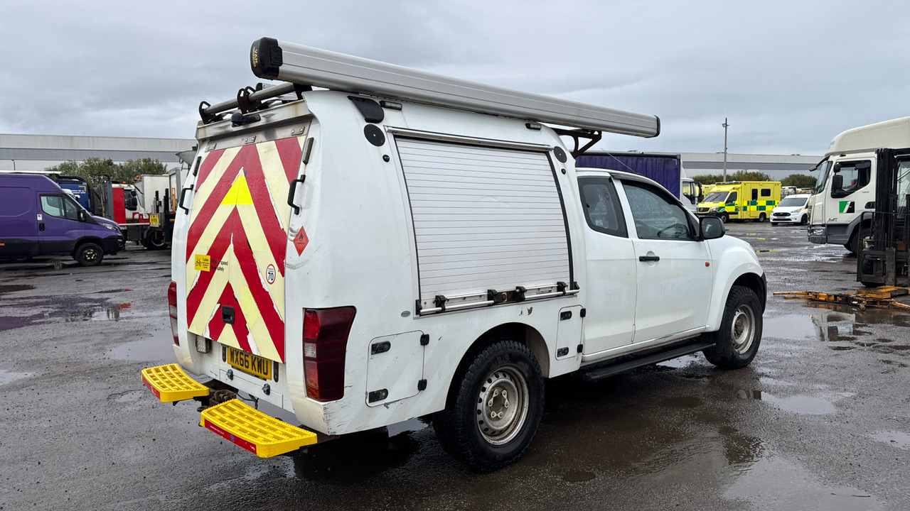 Isuzu D-Max 2.5 TD - Пикап: слика 5 Isuzu D-Max 2.5 TD - Пикап: слика 5