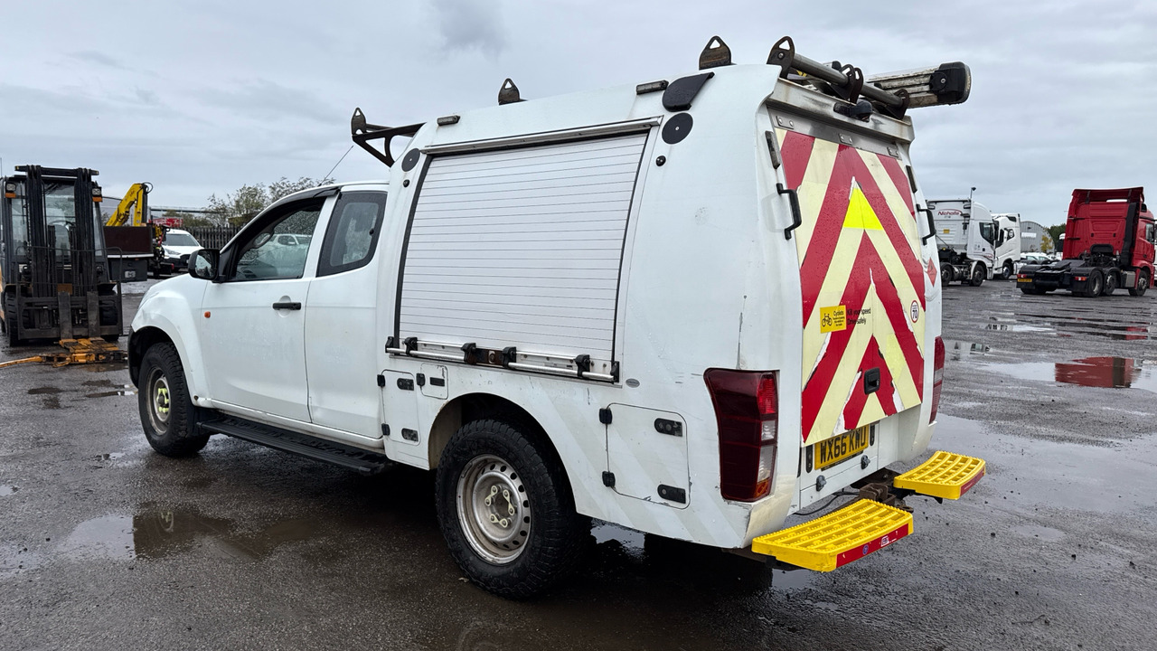 Isuzu D-Max 2.5 TD - Пикап: слика 4 Isuzu D-Max 2.5 TD - Пикап: слика 4