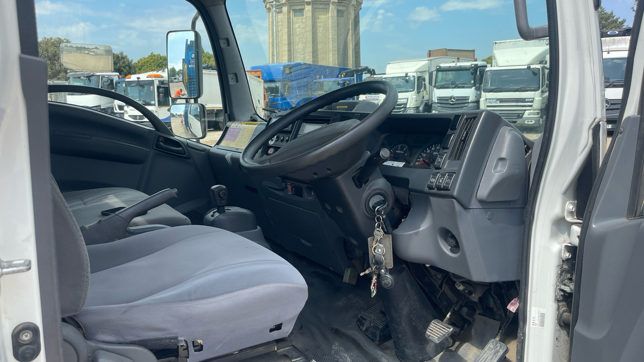 Isuzu N75 190 - Камион со платформа: слика 5 Isuzu N75 190 - Камион со платформа: слика 5