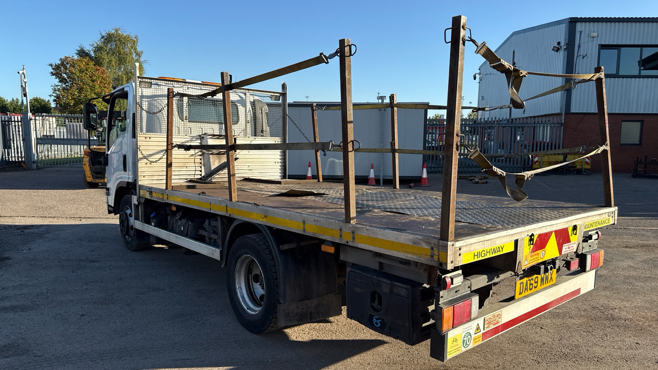 Isuzu N75 190 - Камион со платформа: слика 3 Isuzu N75 190 - Камион со платформа: слика 3