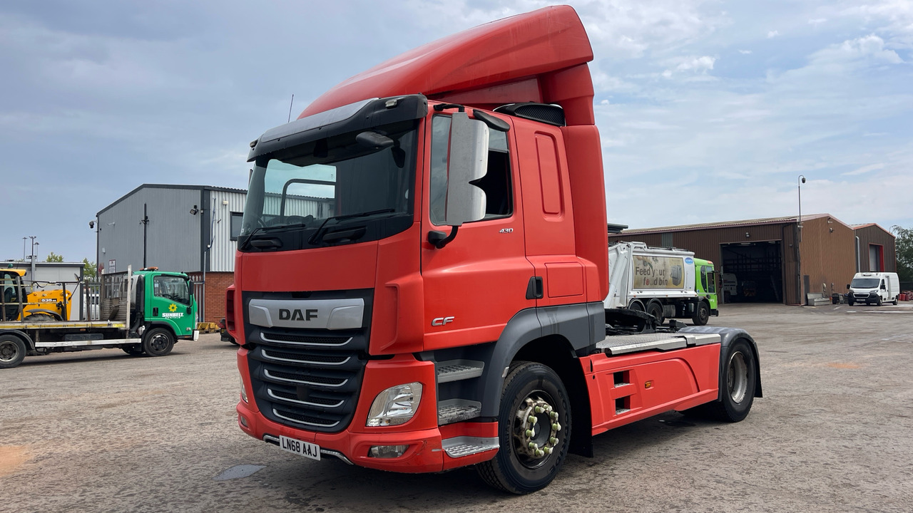 DAF CF 430 - Камион влекач: слика 2 DAF CF 430 - Камион влекач: слика 2