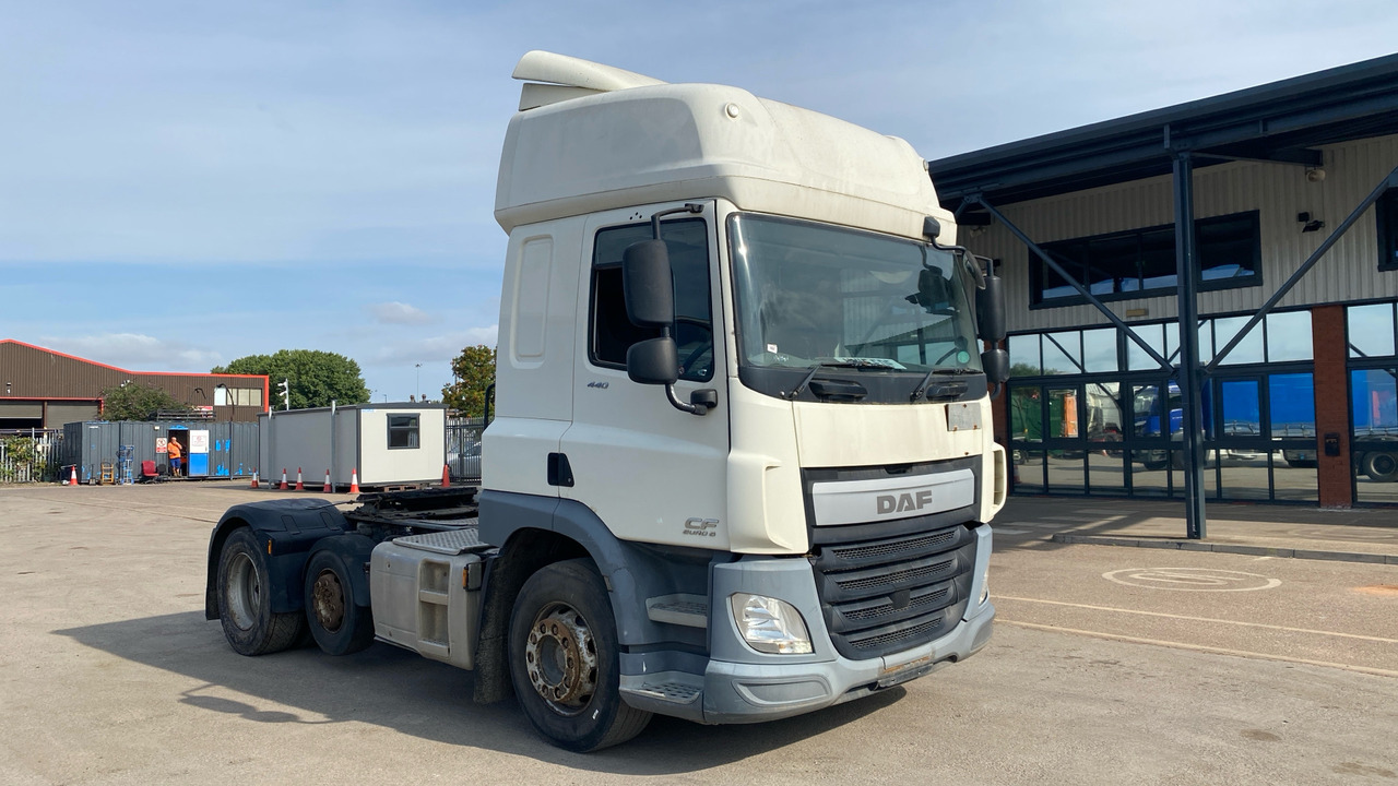 DAF CF 440 - Камион влекач: слика 1 DAF CF 440 - Камион влекач: слика 1