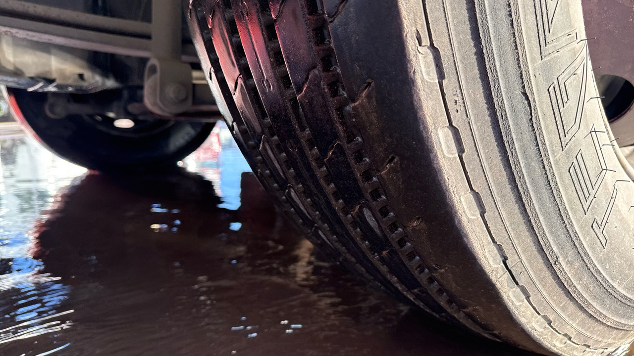 Камион влекач DAF CF 450: слика 26