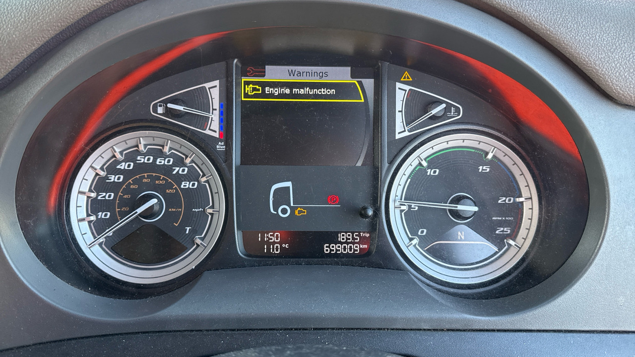 Камион влекач DAF CF 450: слика 6