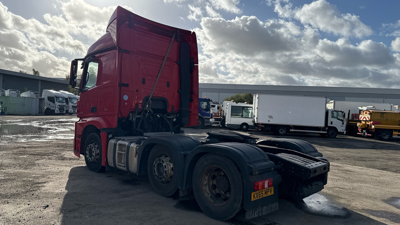 MERCEDES-BENZ ACTROS 2543 - Камион влекач: слика 3 MERCEDES-BENZ ACTROS 2543 - Камион влекач: слика 3