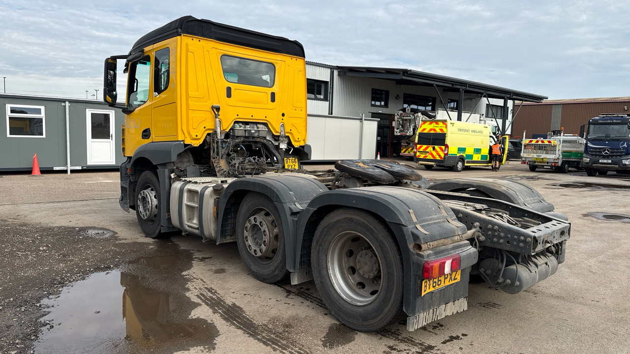 MERCEDES-BENZ ACTROS - Камион влекач: слика 3 MERCEDES-BENZ ACTROS - Камион влекач: слика 3