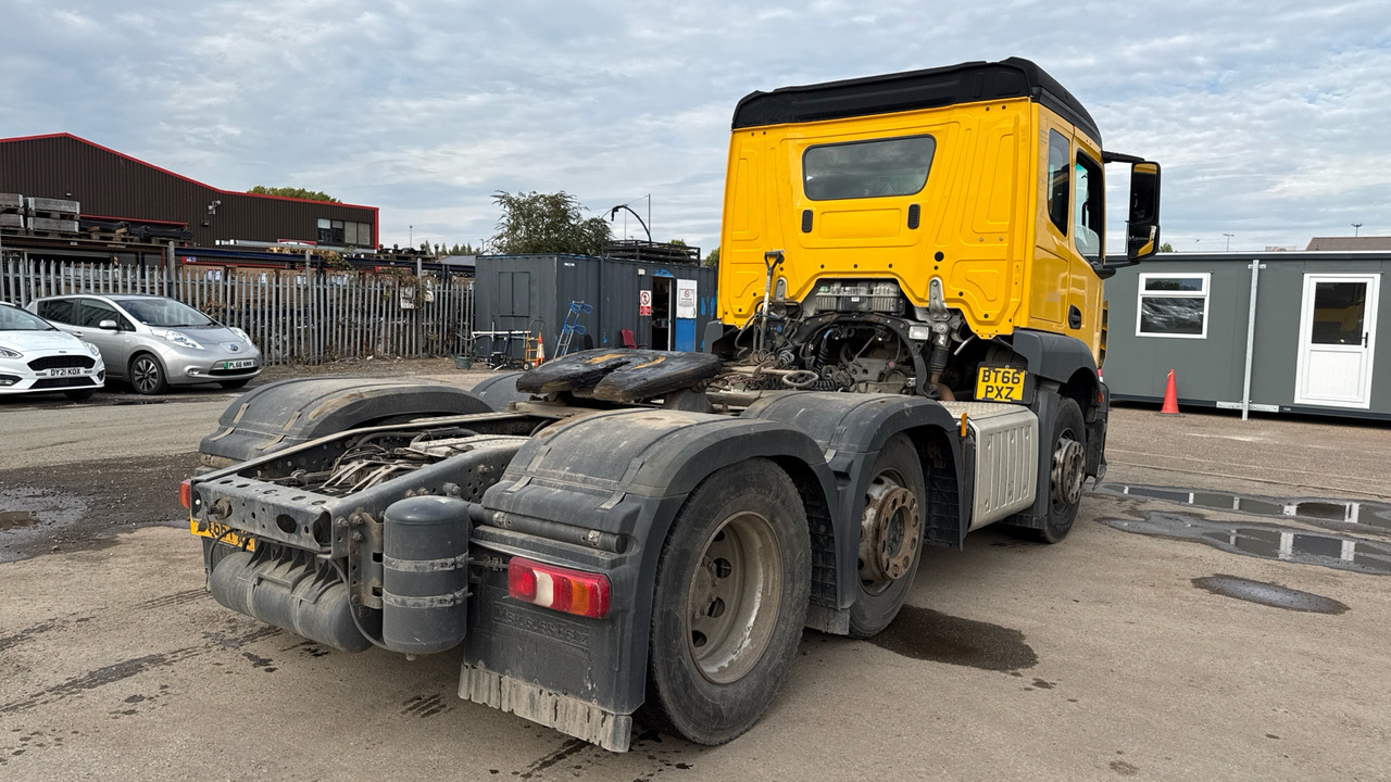 MERCEDES-BENZ ACTROS - Камион влекач: слика 4 MERCEDES-BENZ ACTROS - Камион влекач: слика 4
