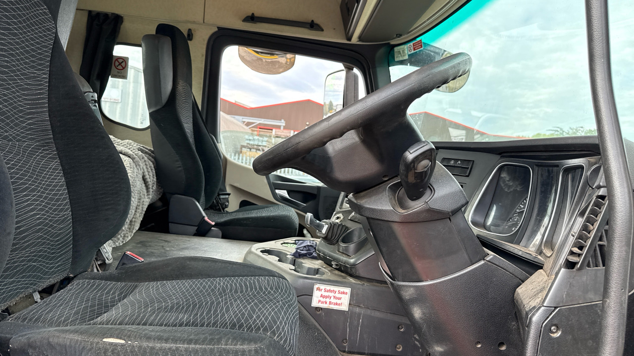 MERCEDES-BENZ ACTROS - Камион влекач: слика 5 MERCEDES-BENZ ACTROS - Камион влекач: слика 5