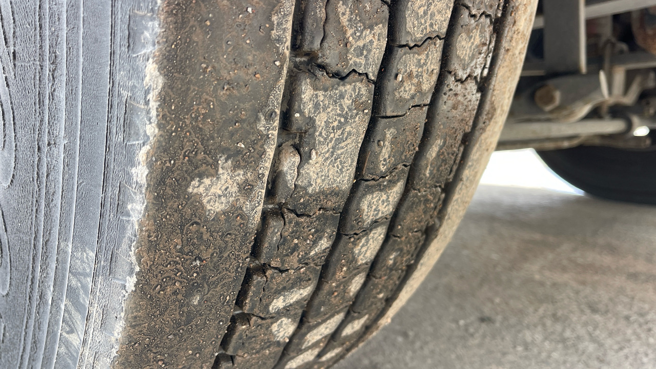 Камион со церада MAN TG-M 18.250: слика 19