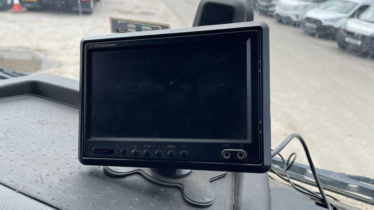 Камион со церада MAN TG-M 18.250: слика 14
