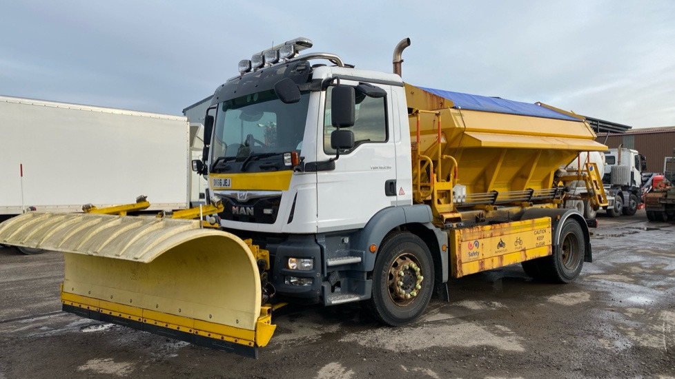 MAN TGM 18.250 EURO 6 - Машина за чистење снег: слика 2 MAN TGM 18.250 EURO 6 - Машина за чистење снег: слика 2