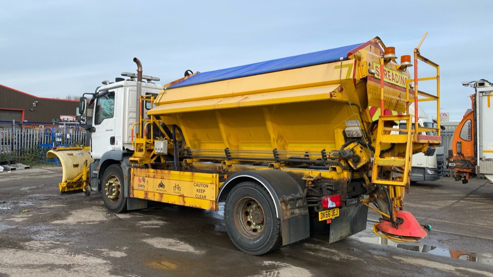MAN TGM 18.250 - Машина за чистење снег: слика 4 MAN TGM 18.250 - Машина за чистење снег: слика 4