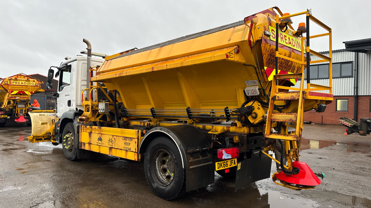 MAN TGM 18.250 - Машина за чистење снег: слика 3 MAN TGM 18.250 - Машина за чистење снег: слика 3