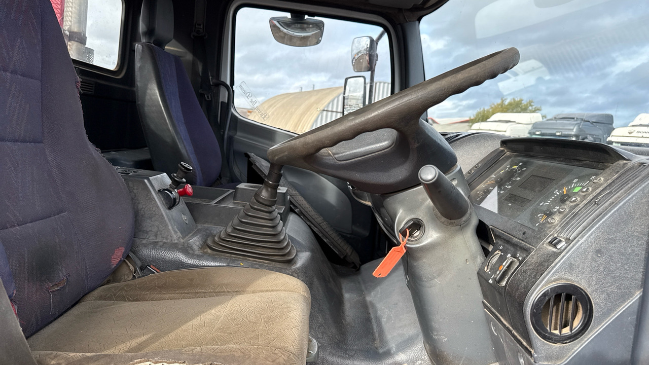 MERCEDES-BENZ ATEGO 1823 - Камион за подигање контејнери: слика 5 MERCEDES-BENZ ATEGO 1823 - Камион за подигање контејнери: слика 5