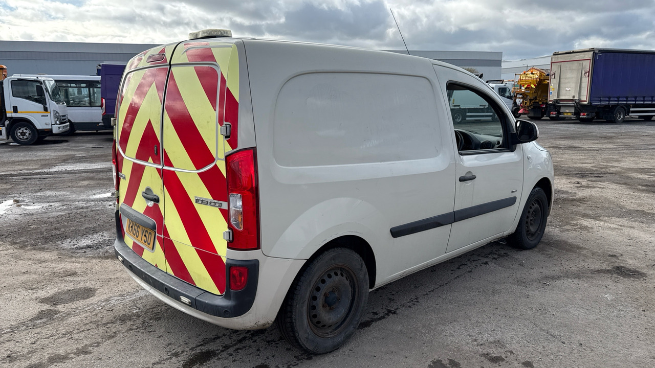 MERCEDES-BENZ CITAN 109 CDI BLUEEFFICIENCY - Мало комбе: слика 4 MERCEDES-BENZ CITAN 109 CDI BLUEEFFICIENCY - Мало комбе: слика 4