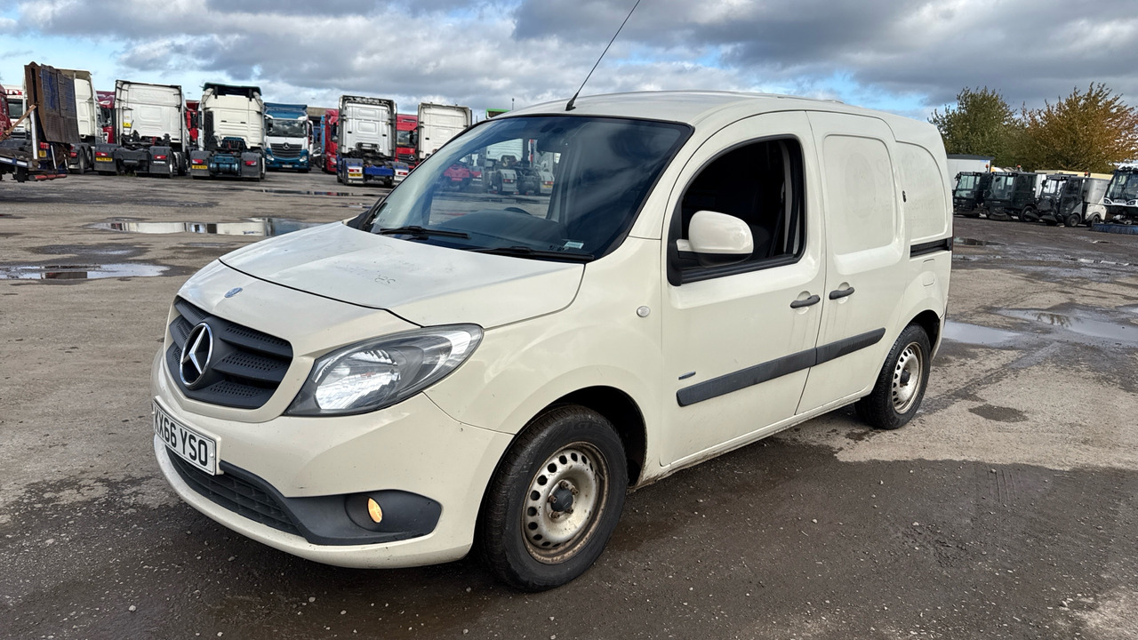 MERCEDES-BENZ CITAN 109 CDI BLUEEFFICIENCY - Мало комбе: слика 2 MERCEDES-BENZ CITAN 109 CDI BLUEEFFICIENCY - Мало комбе: слика 2