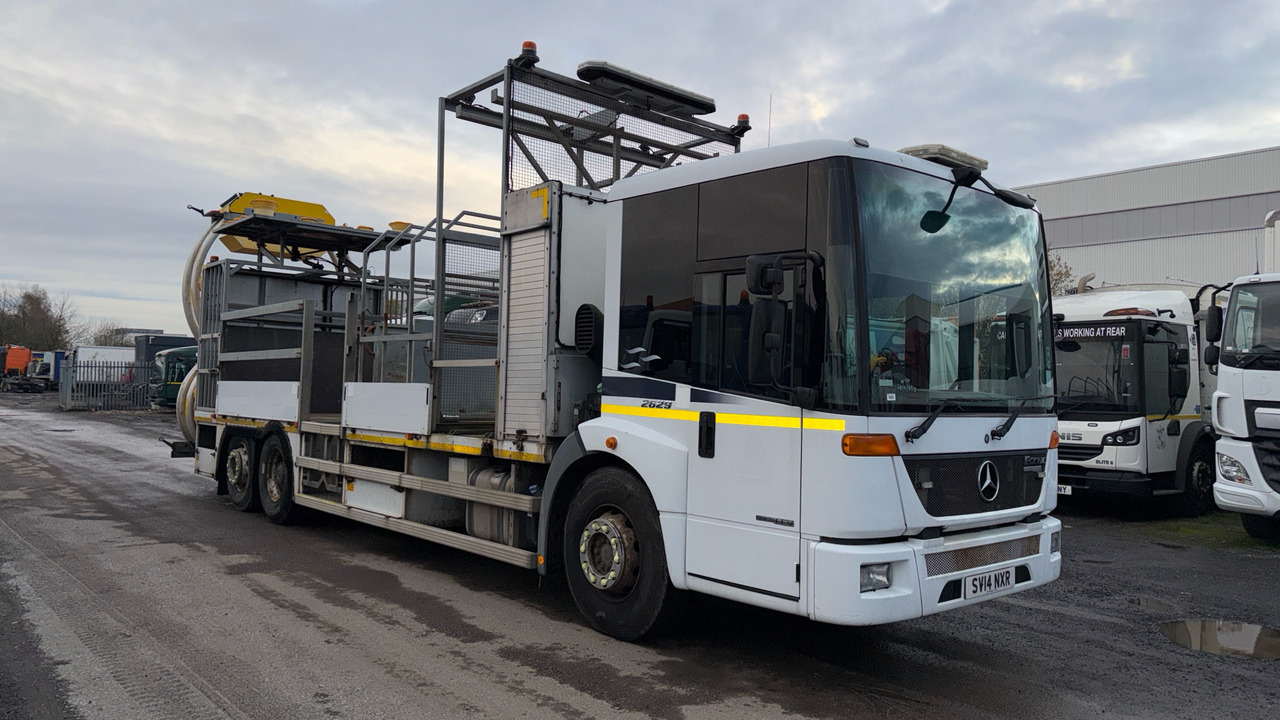 MERCEDES-BENZ ECONIC 2629 - Камион со платформа: слика 1 MERCEDES-BENZ ECONIC 2629 - Камион со платформа: слика 1