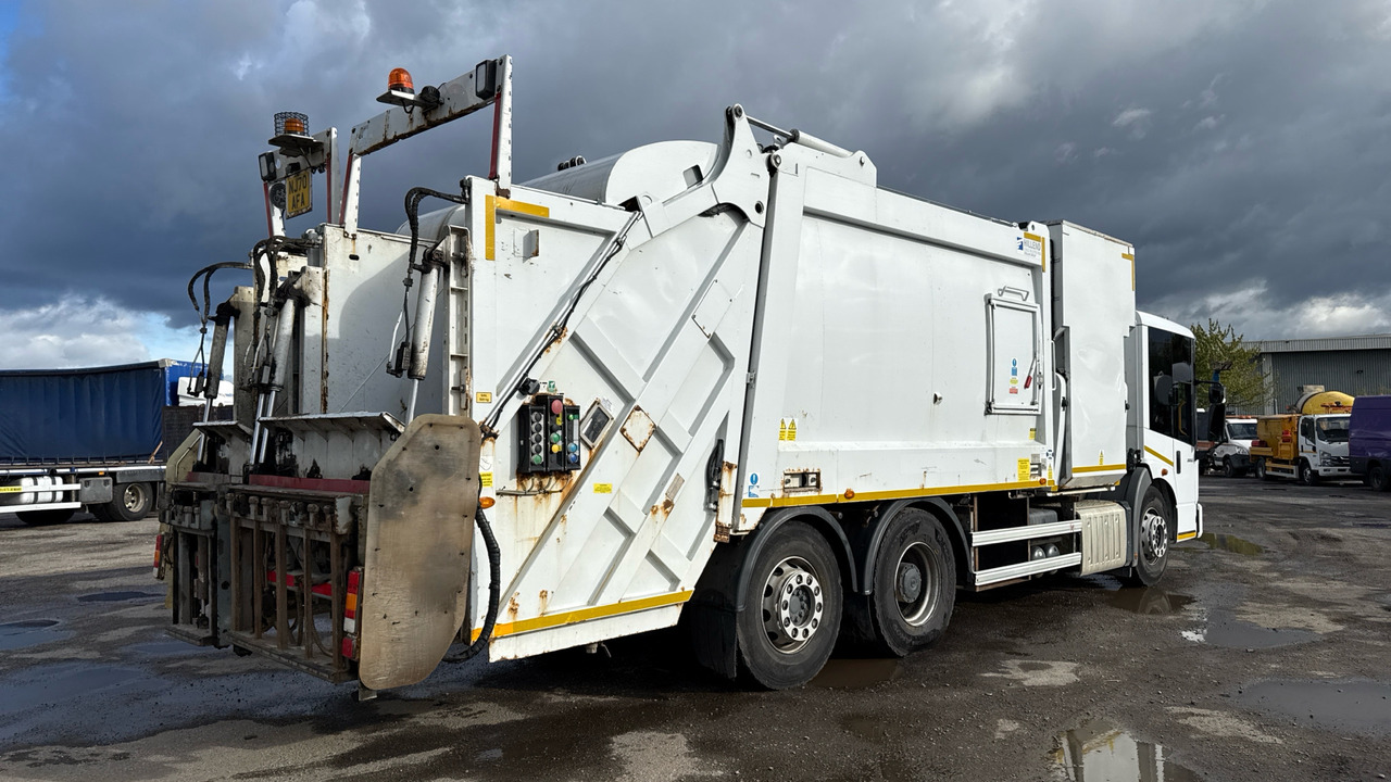 MERCEDES-BENZ ECONIC 2630 - Камион за ѓубре: слика 4 MERCEDES-BENZ ECONIC 2630 - Камион за ѓубре: слика 4