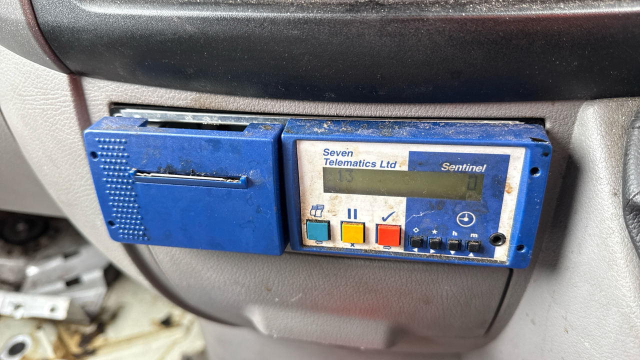 Камион со кабинска шасија MERCEDES-BENZ SPRINTER 313 CDI: слика 13