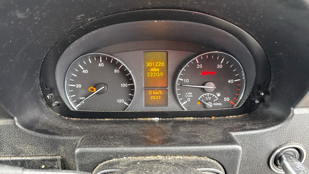 Камион со кабинска шасија MERCEDES-BENZ SPRINTER 313 CDI: слика 6