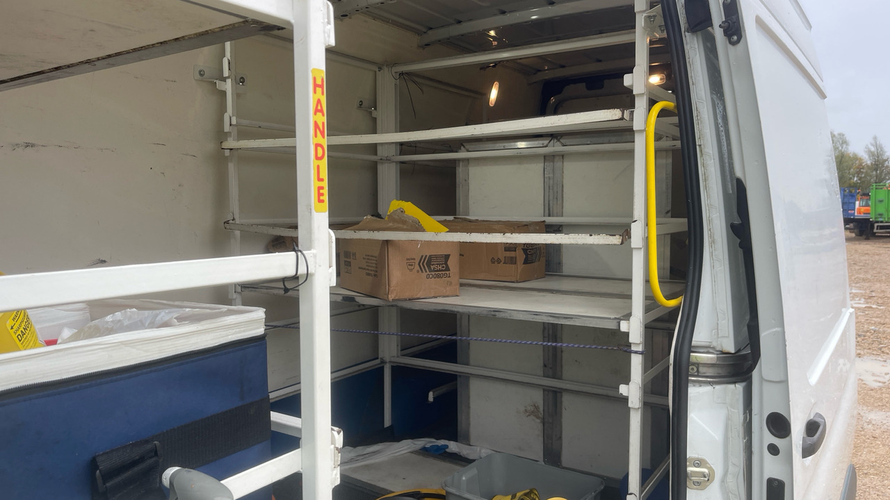 Товарно комбе MERCEDES-BENZ SPRINTER 314 CDI: слика 11