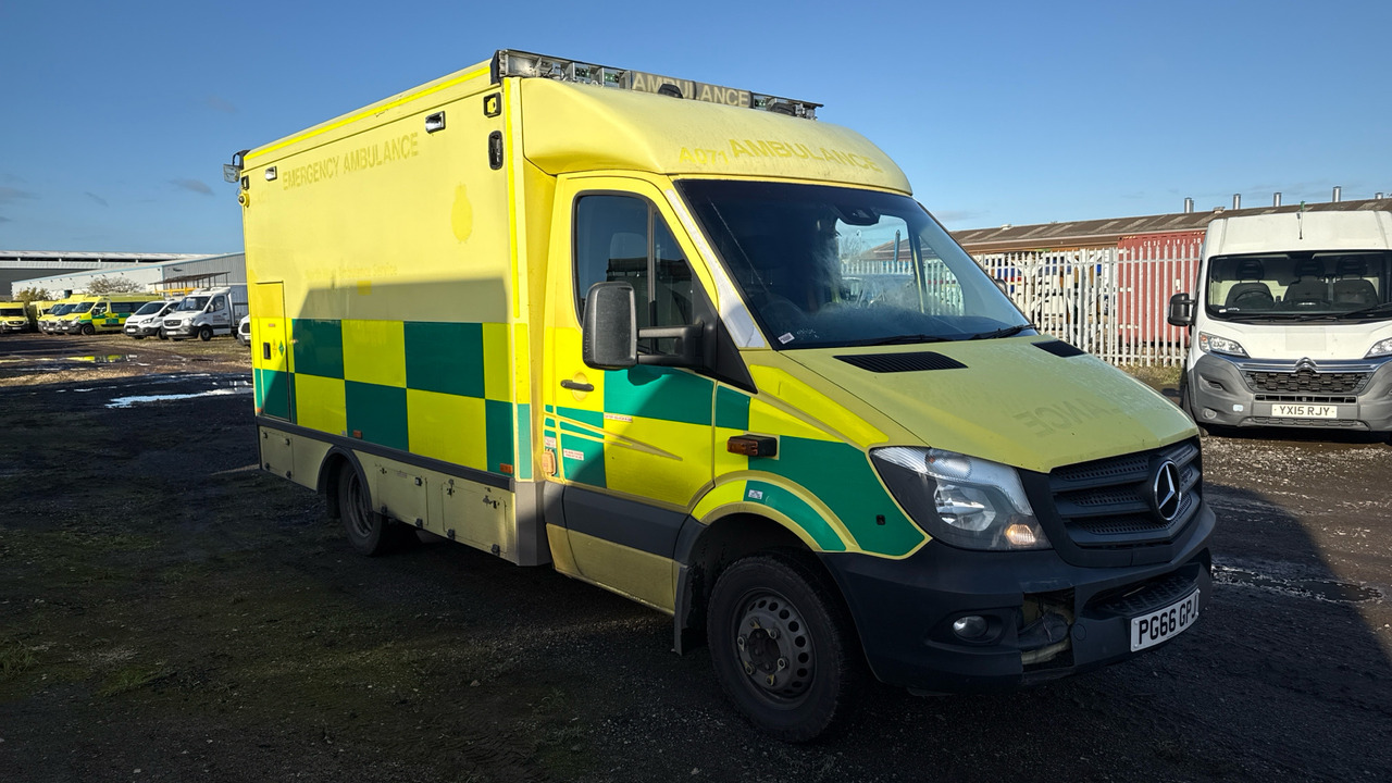 MERCEDES-BENZ SPRINTER 519 CDI - Амбулантно возило: слика 1 MERCEDES-BENZ SPRINTER 519 CDI - Амбулантно возило: слика 1