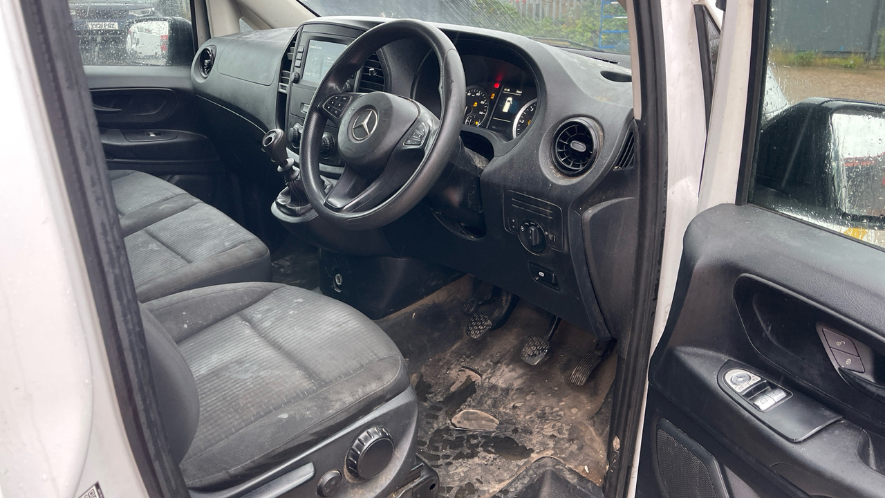 MERCEDES-BENZ VITO 110 CDI Progressive - Товарно комбе: слика 5 MERCEDES-BENZ VITO 110 CDI Progressive - Товарно комбе: слика 5