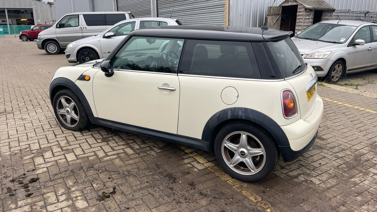 MINI COOPER - Хечбек: слика 3 MINI COOPER - Хечбек: слика 3
