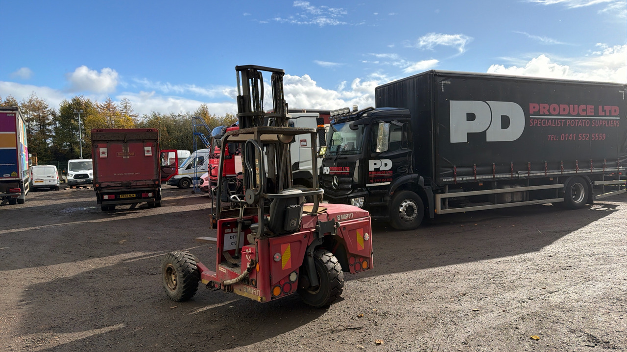 MOFFETT M4 20.3 - Мобилен вилушкар: слика 4 MOFFETT M4 20.3 - Мобилен вилушкар: слика 4