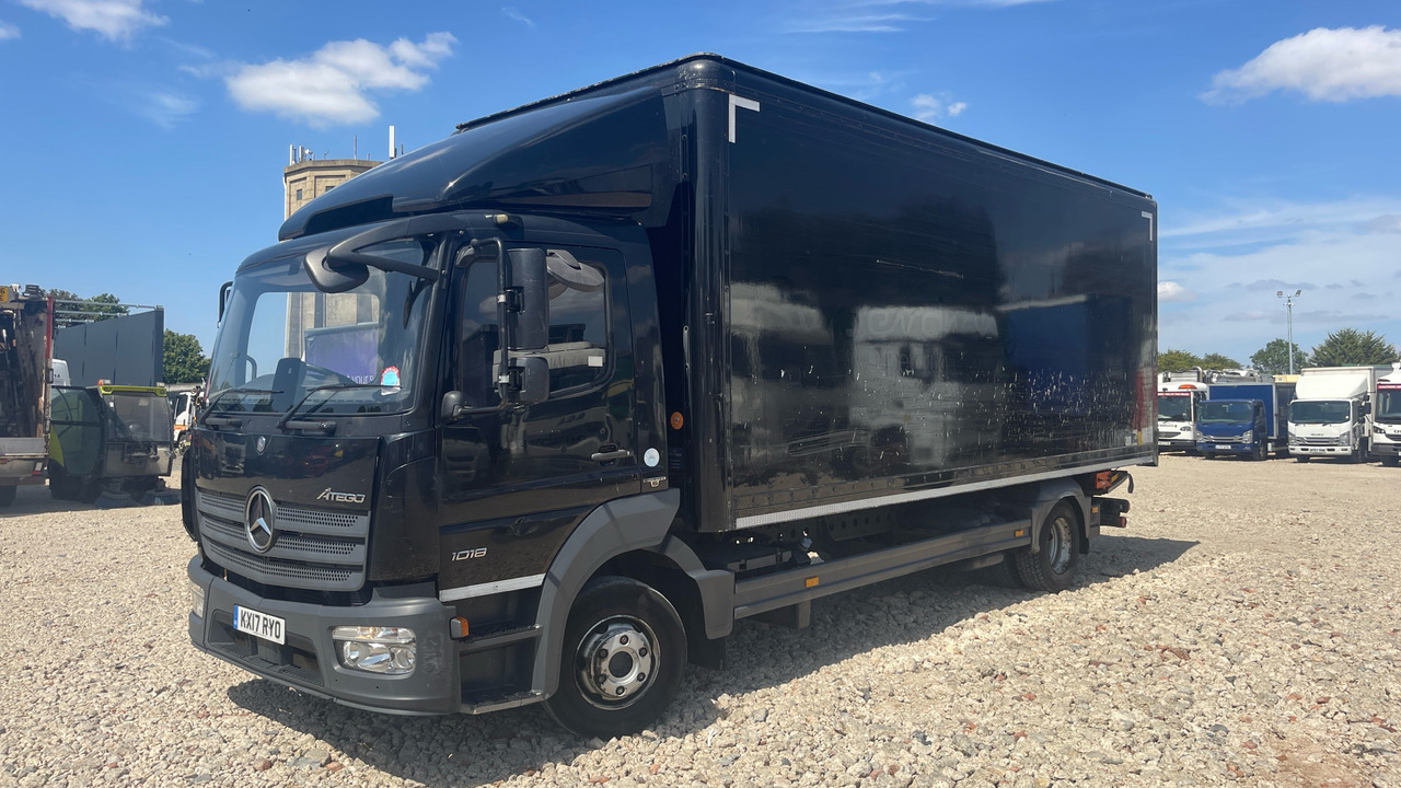 Mercedes-Benz Atego 1018 - Камион сандучар: слика 2 Mercedes-Benz Atego 1018 - Камион сандучар: слика 2