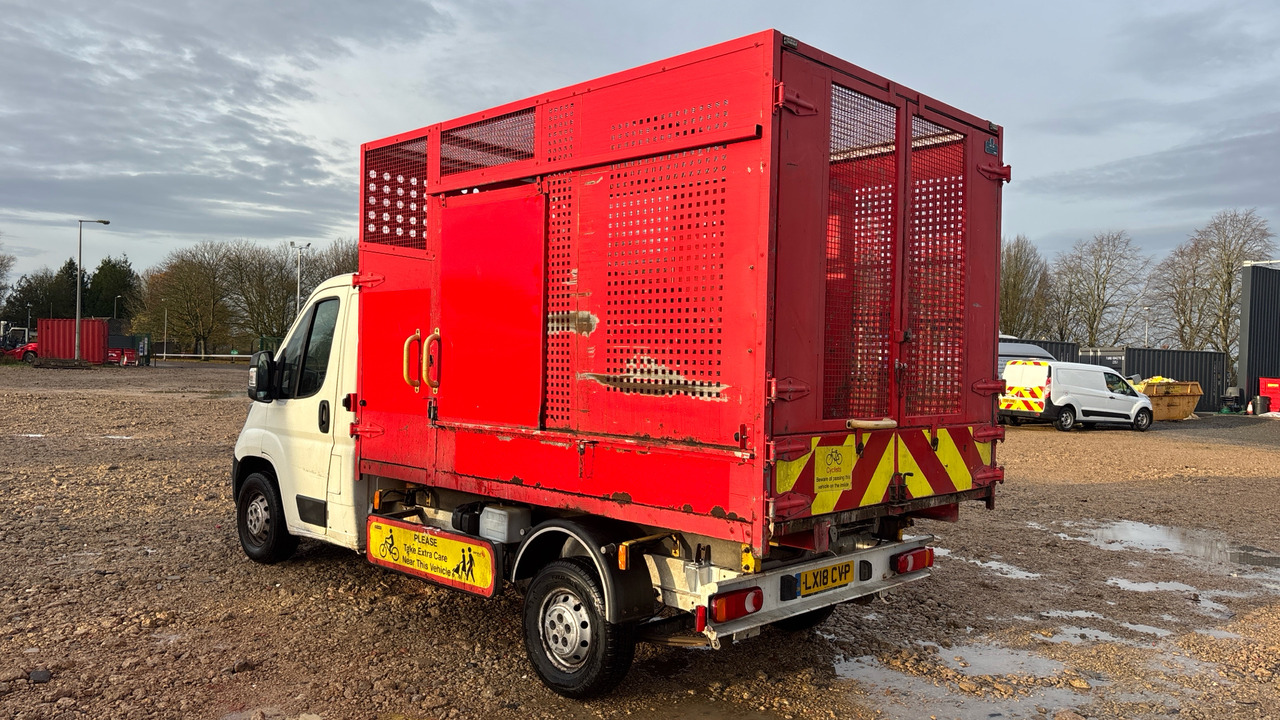 PEUGEOT BOXER 335 2.0 BLUEHDI 130PS PLUS - Комби кипер: слика 3 PEUGEOT BOXER 335 2.0 BLUEHDI 130PS PLUS - Комби кипер: слика 3