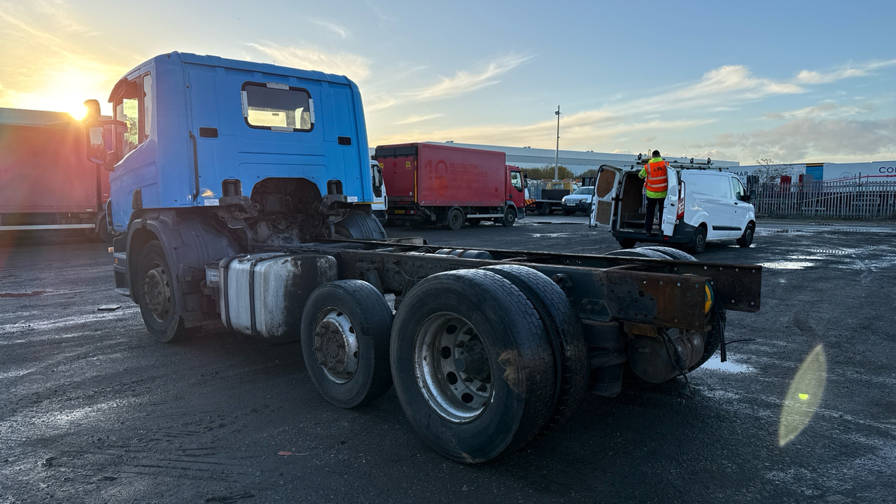 SCANIA P 380 - Камион со кабинска шасија: слика 3 SCANIA P 380 - Камион со кабинска шасија: слика 3